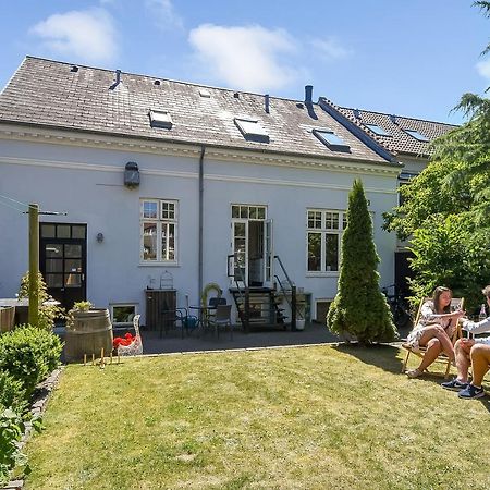 Sweethome Guesthouse Esbjerg Bagian luar foto